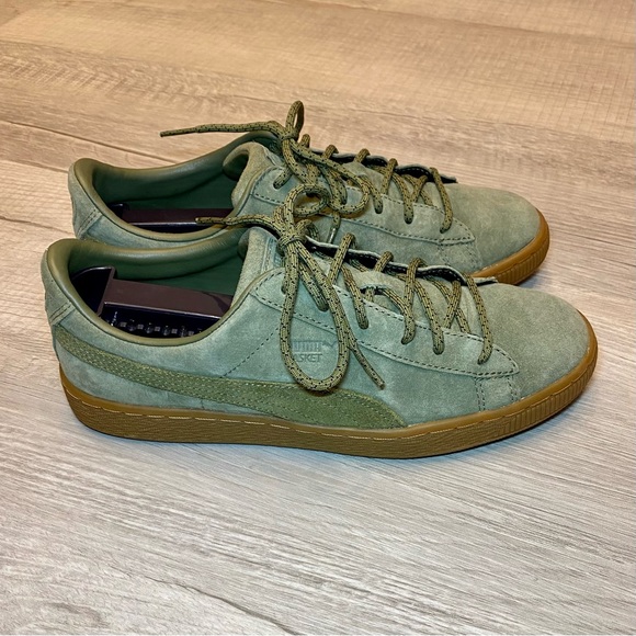 PUMA Basket Trainers. Green Suede with Gum Sole - US Size 6.5C. - Picture 4 of 9